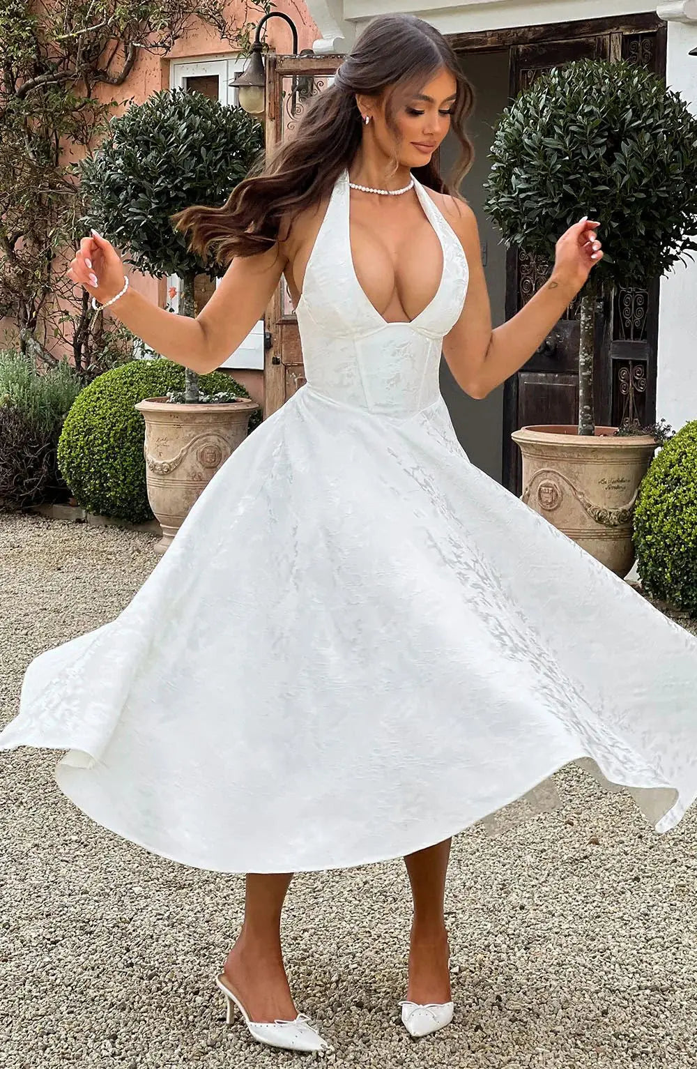 Elegant And Beautiful Dress For Women Good For Evening Party Look Sexy
