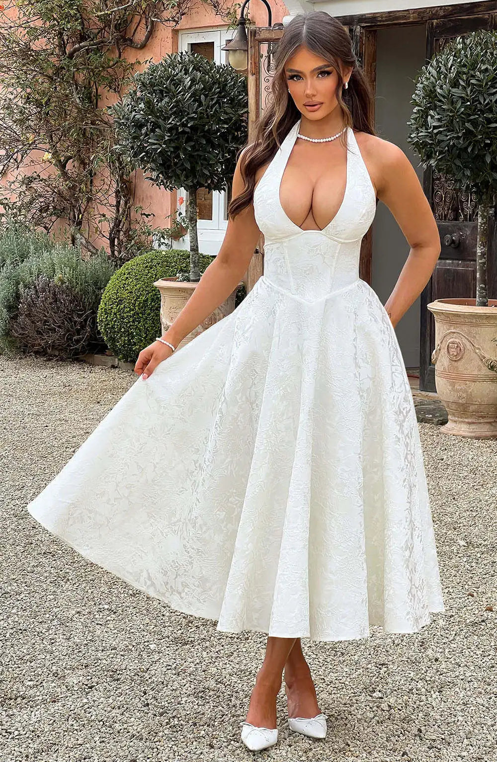 Elegant And Beautiful Dress For Women Good For Evening Party Look Sexy