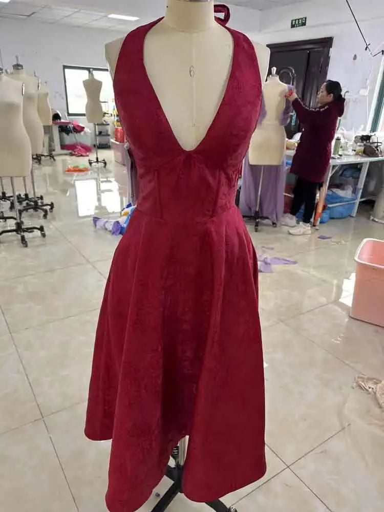 Elegant And Beautiful Dress For Women Good For Evening Party Look Sexy