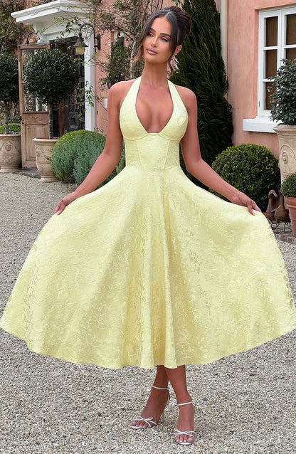 Elegant And Beautiful Dress For Women Good For Evening Party Look Sexy