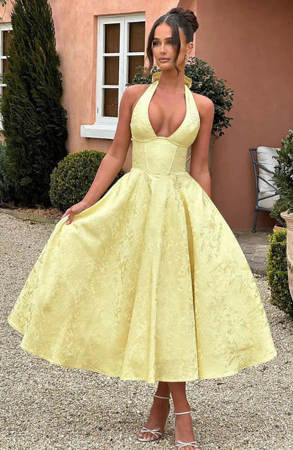 Elegant And Beautiful Dress For Women Good For Evening Party Look Sexy
